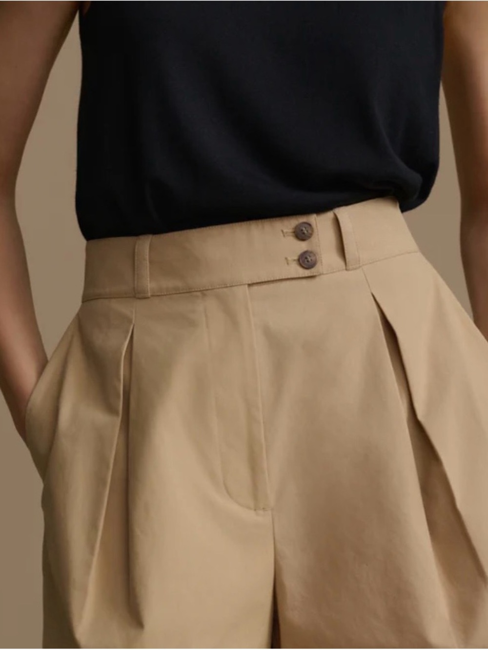 Jenni Kayne Pleated Newport Trousers in Khaki